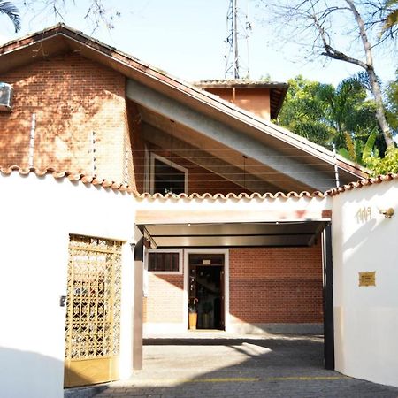 Pousada O Garimpo. Embu Exterior foto
